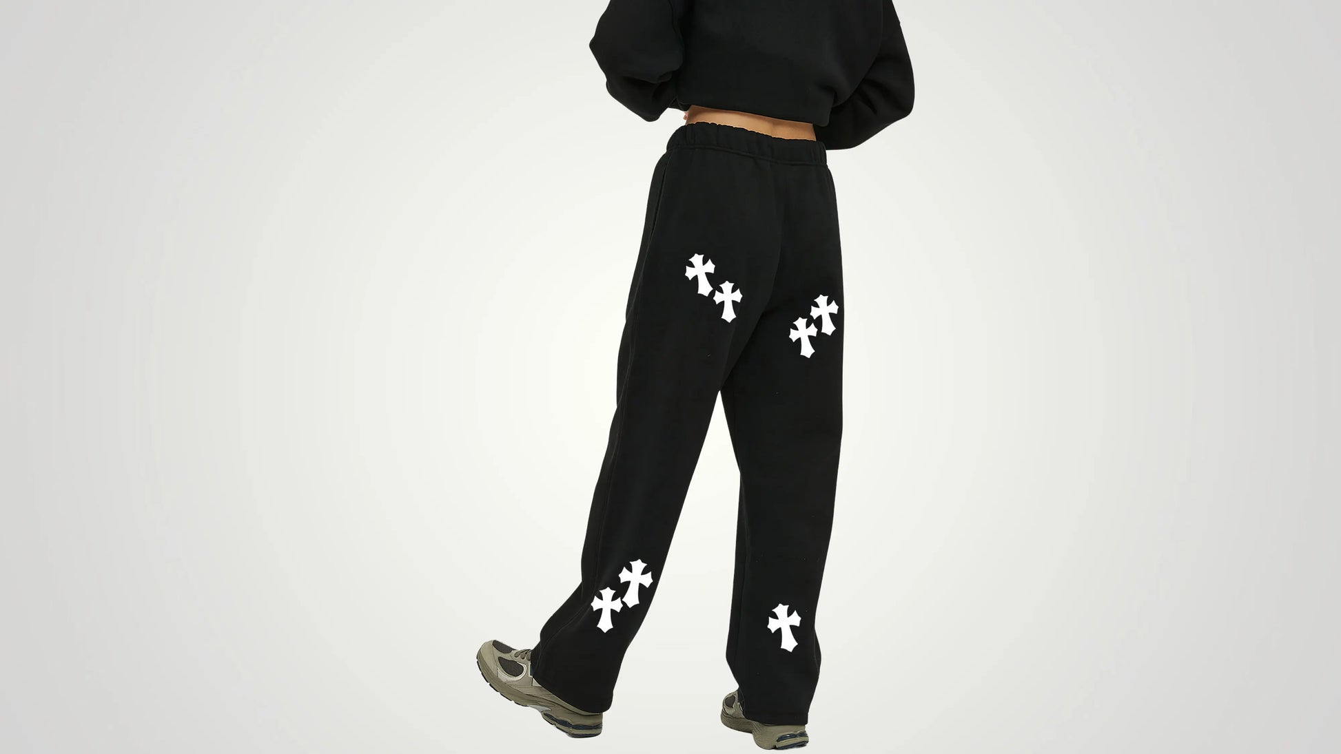 Chrome cross straight fleece pants - ThornsofVictory